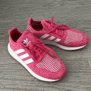 adidas Kids Sneakers in Vibrant Pink and White